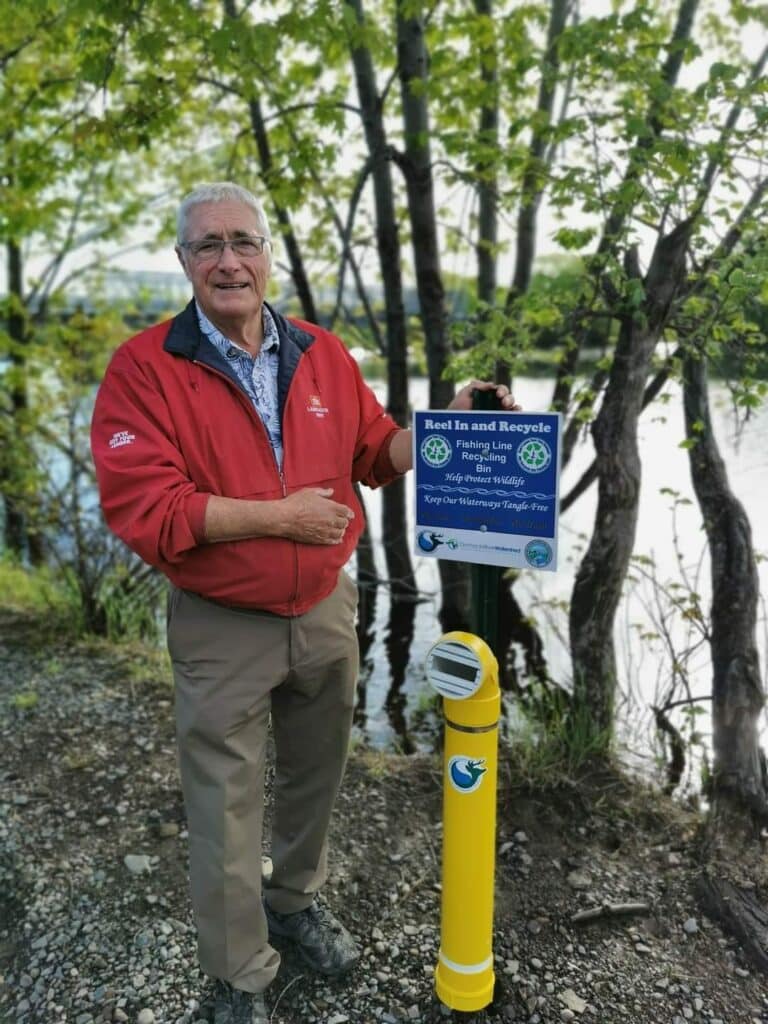 Robin Hanson and fishing line recycling bin